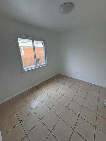 $72,000 | 3857 17th Street, Ecorse, MI 48229