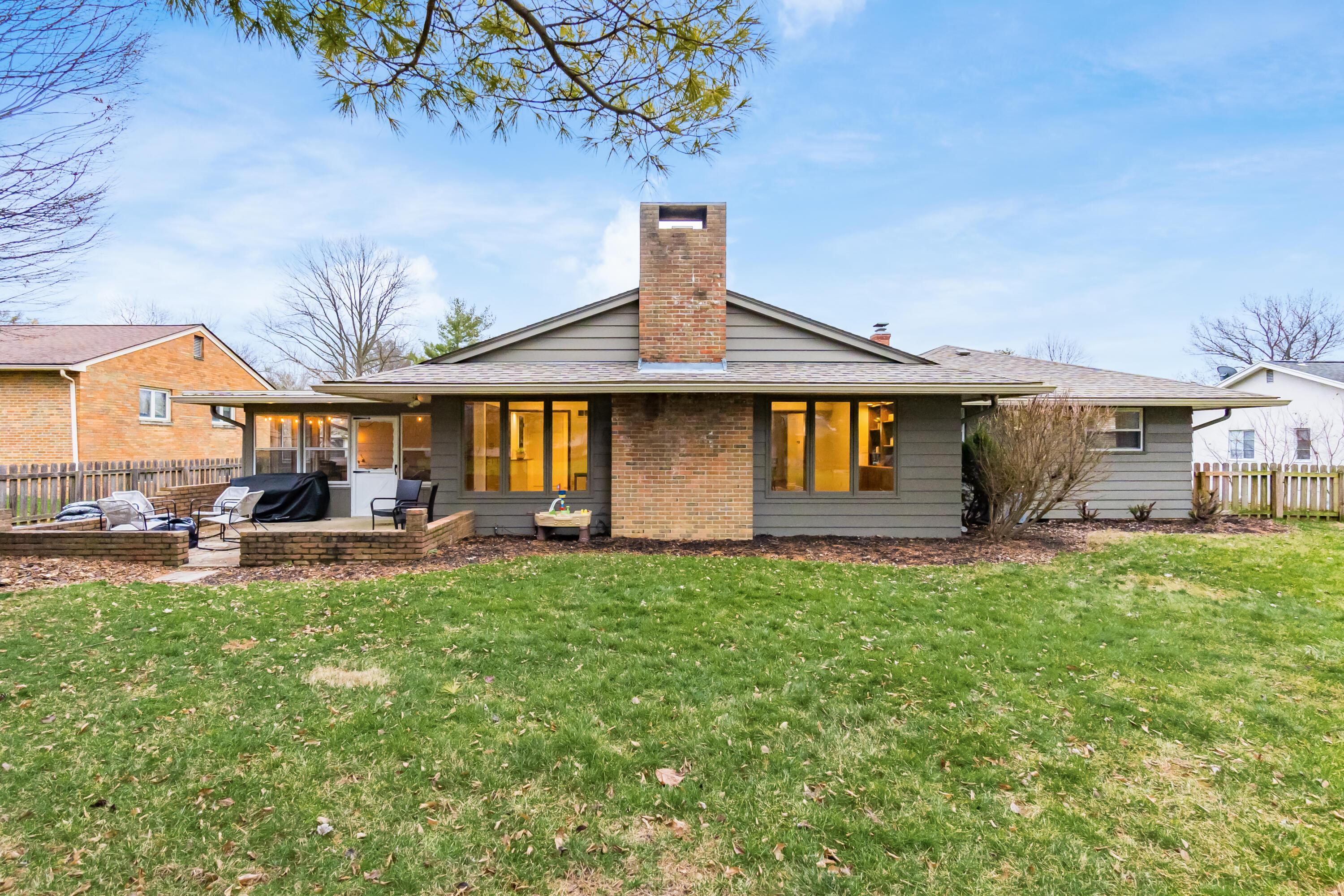 3769 Mountview Road Columbus, OH 43220 - Photo 48 of 51 Back