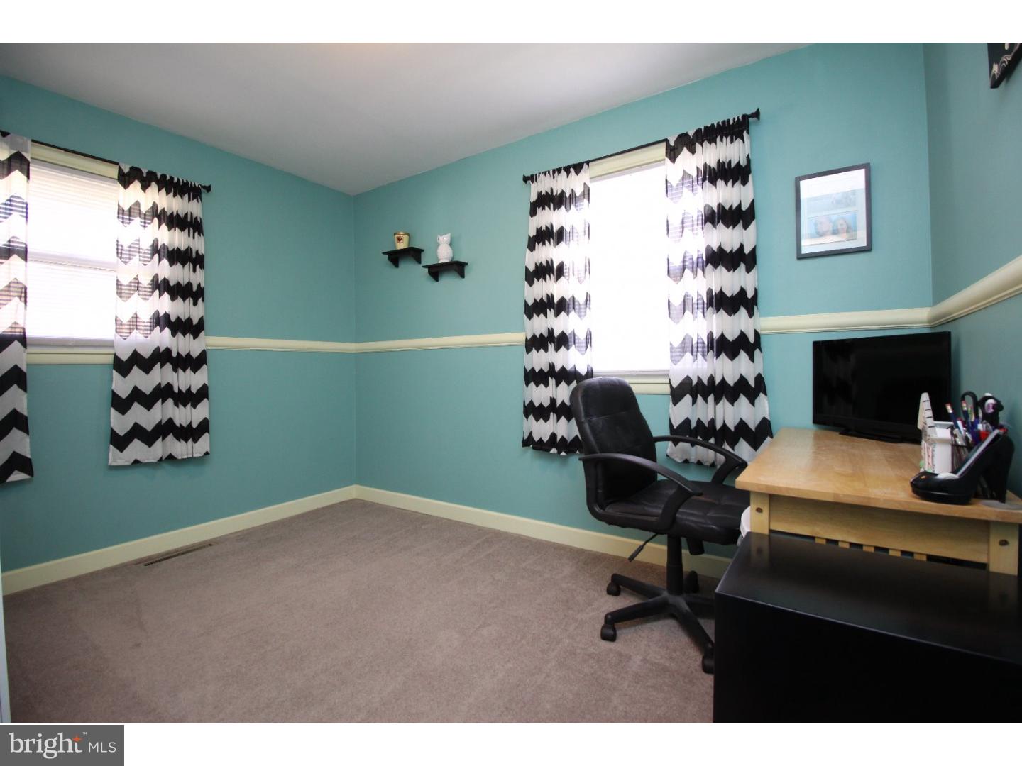 364 Colonial Road Bellmawr, NJ 08031 - Photo 16 of 17