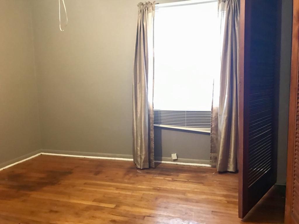 1348 Ashley Hall Road Charleston, SC 29407 - Photo 8 of 10 ORrmGMVCQDOKzSi6pWxG2Q_thumb_9379