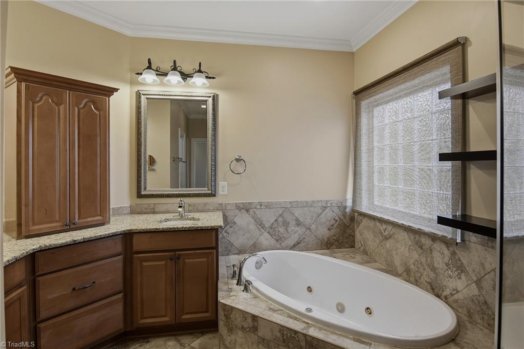 7332 Strawberry Road Summerfield, NC 27358 - Photo 16 of 47 Gallery Image 16