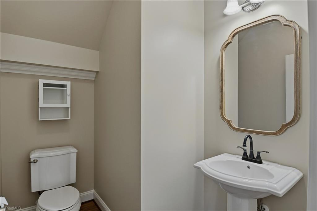 7332 Strawberry Road Summerfield, NC 27358 - Photo 21 of 47 Gallery Image 21