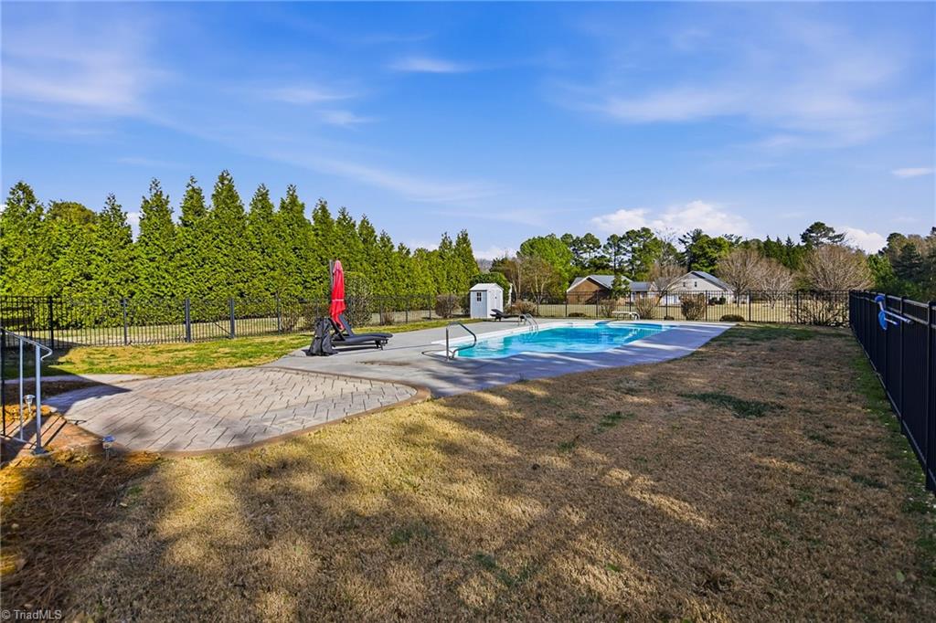 7332 Strawberry Road Summerfield, NC 27358 - Photo 30 of 47 Gallery Image 30