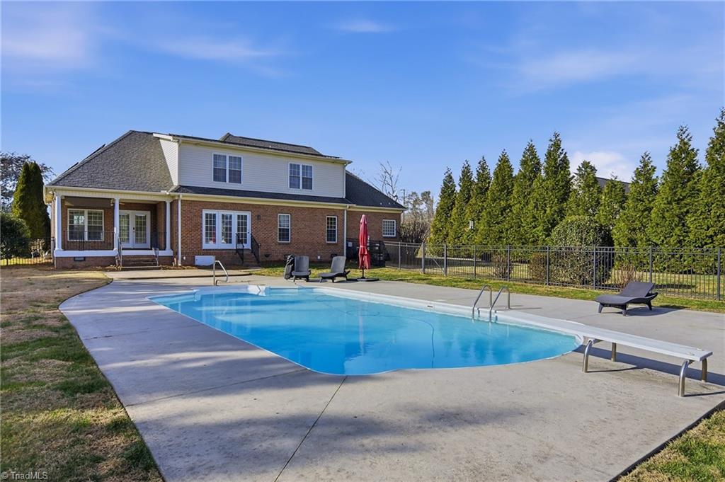 7332 Strawberry Road Summerfield, NC 27358 - Photo 33 of 47 Gallery Image 33