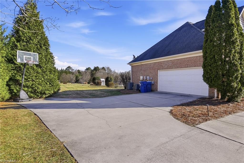7332 Strawberry Road Summerfield, NC 27358 - Photo 34 of 47 Gallery Image 34