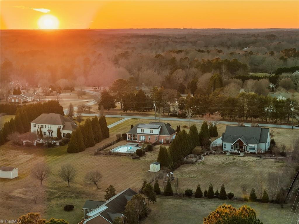 7332 Strawberry Road Summerfield, NC 27358 - Photo 43 of 47 Gallery Image 43