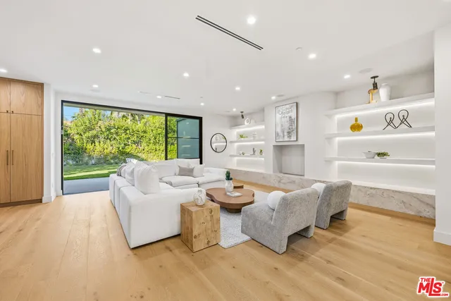 $4,295,000 | 16643 Addison Street, Encino, CA 91436