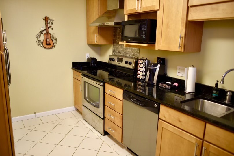 2349 Benay Road Nashville, TN 37214 - Photo 4 of 16 Gallery Image 4