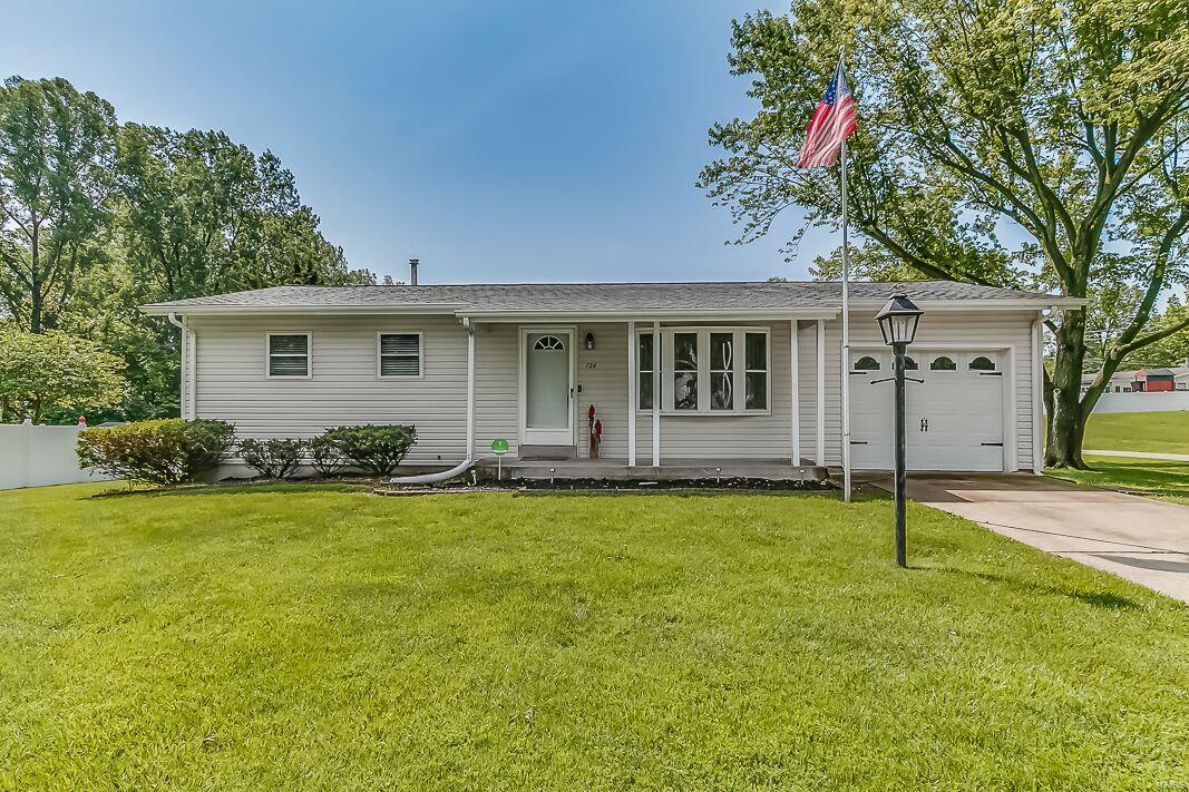 124 Ruth Drive St. Charles, MO 63301 - Photo 1 of 18