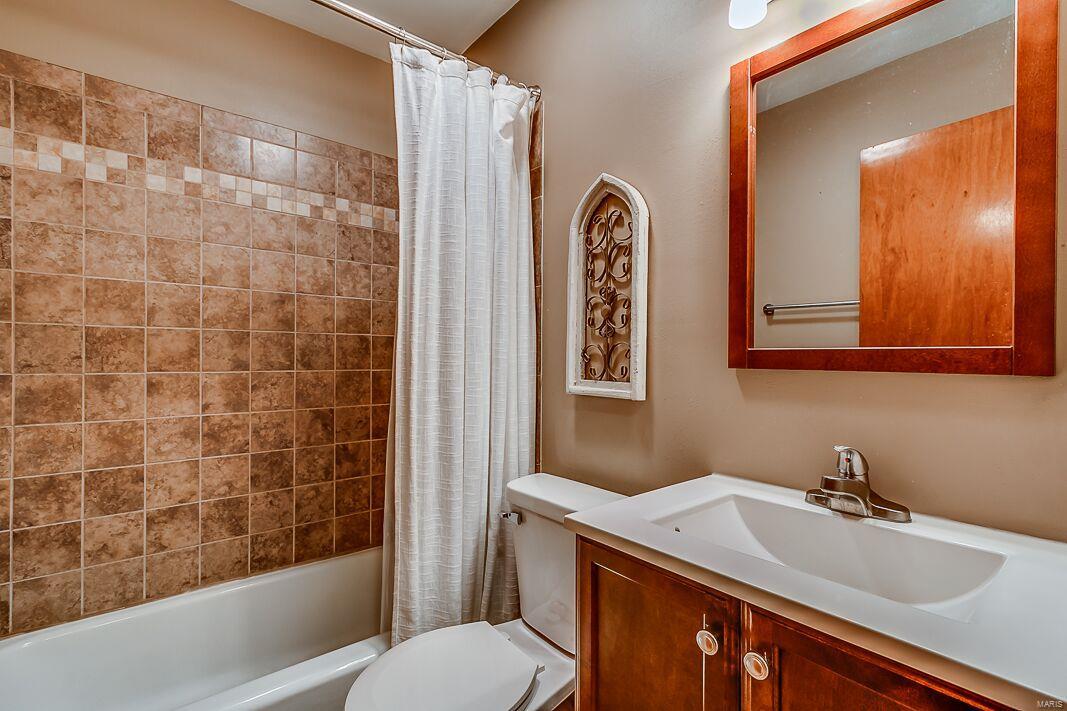 124 Ruth Drive St. Charles, MO 63301 - Photo 12 of 18