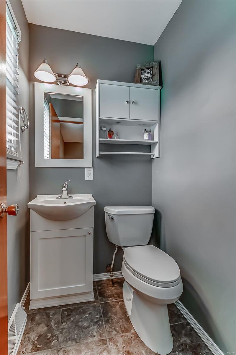 124 Ruth Drive St. Charles, MO 63301 - Photo 14 of 18