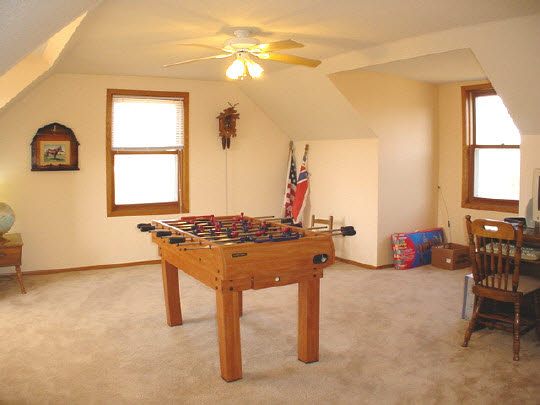 6718 Safford Road Rockford, IL 61101 - Photo 9 of 11 Gallery Image 9