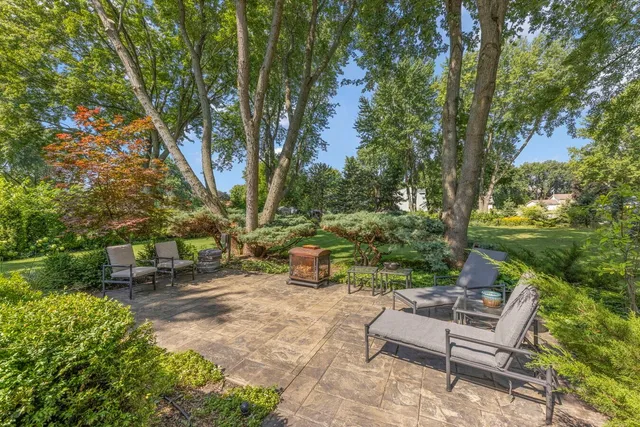 $3,700 | 10S160 Alma Lane, Naperville, IL 60564