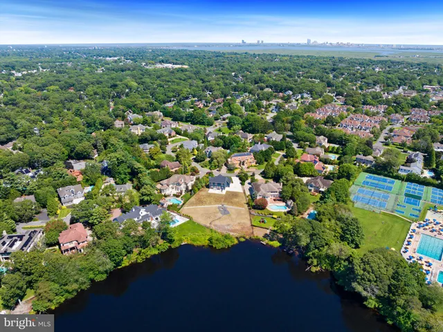 $1,150,000 | 14 Wexford Lane, Linwood, NJ 08221