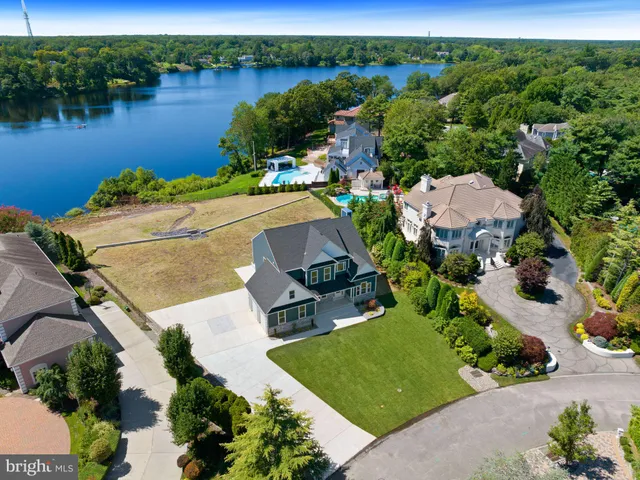 $1,150,000 | 14 Wexford Lane, Linwood, NJ 08221