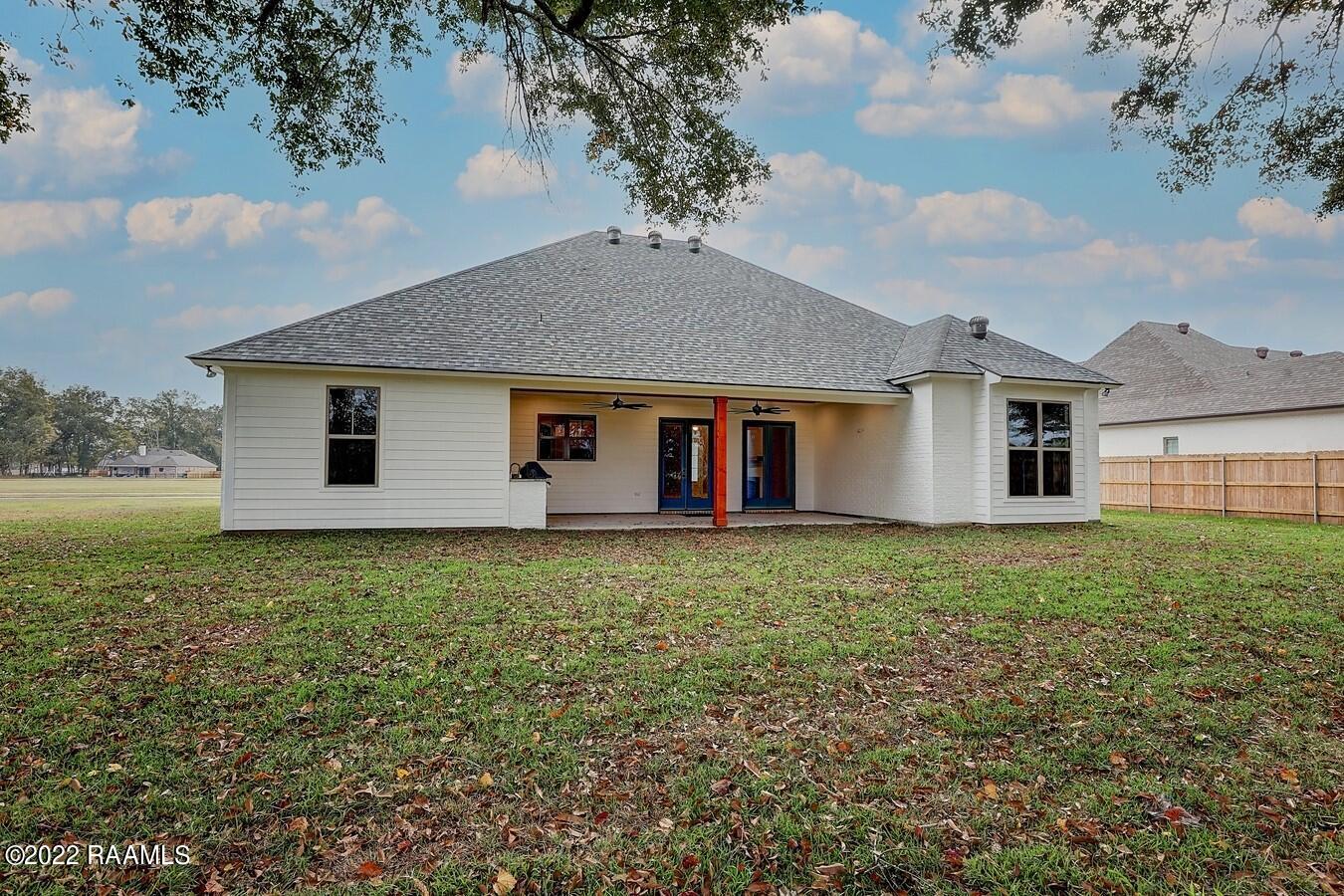 207 Waterhouse Road Carencro, LA 70520 - Photo 30 of 35 Rear of Home