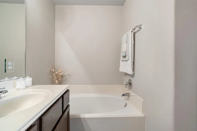 $239,000 | 523 North 1st Street, La Porte, TX 77571