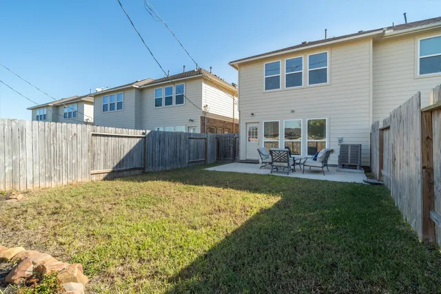 $239,000 | 523 North 1st Street, La Porte, TX 77571