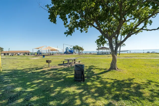 $239,000 | 523 North 1st Street, La Porte, TX 77571