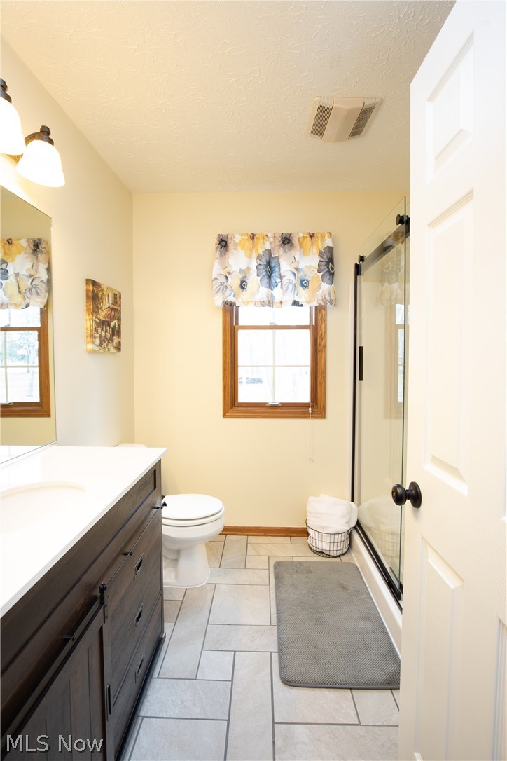 15031 Quarry Road Oberlin, OH 44074 - Photo 13 of 34 Newly remodeled Master Bath 4/18