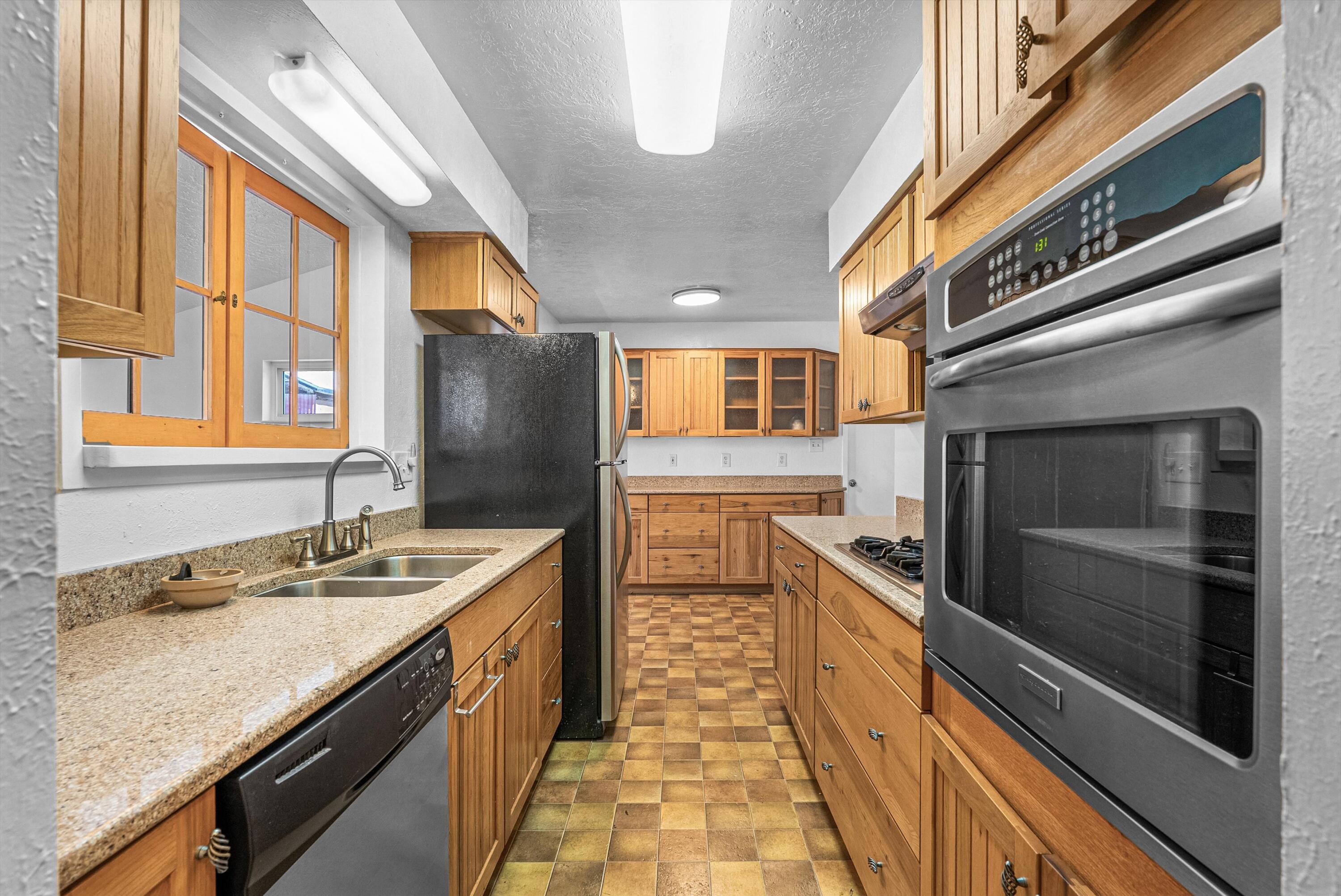 11205 Chico Road Northeast Albuquerque, NM 87123 - Photo 11 of 30 Gallery Image 11