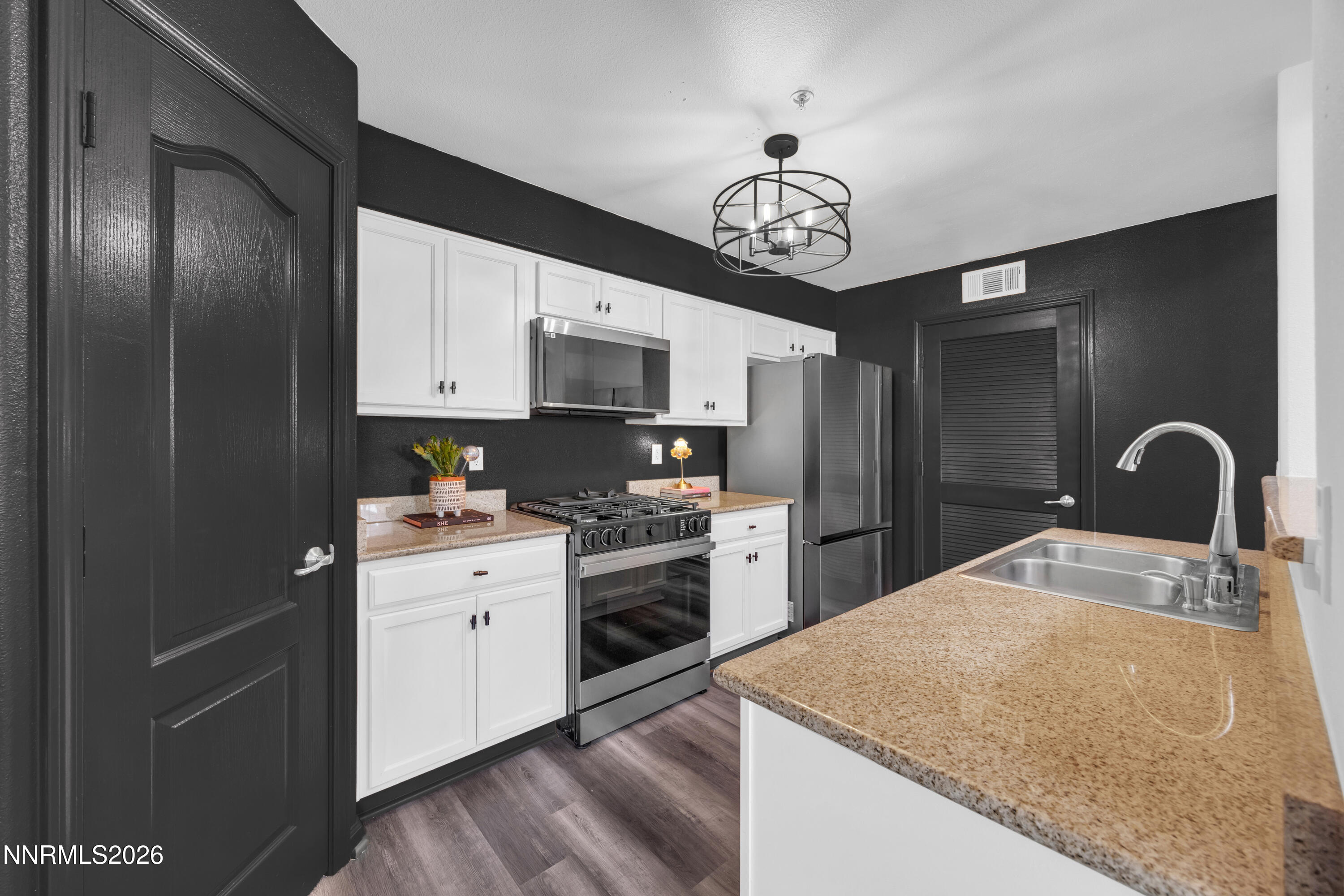 17000 Wedge Parkway, Unit 1722 Reno, NV 89511 - Photo 11 of 27 IMG_1408