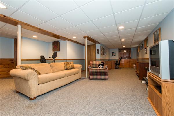 14 Bare Hill Road Boxford, MA 01921 - Photo 24 of 30 Gallery Image 24