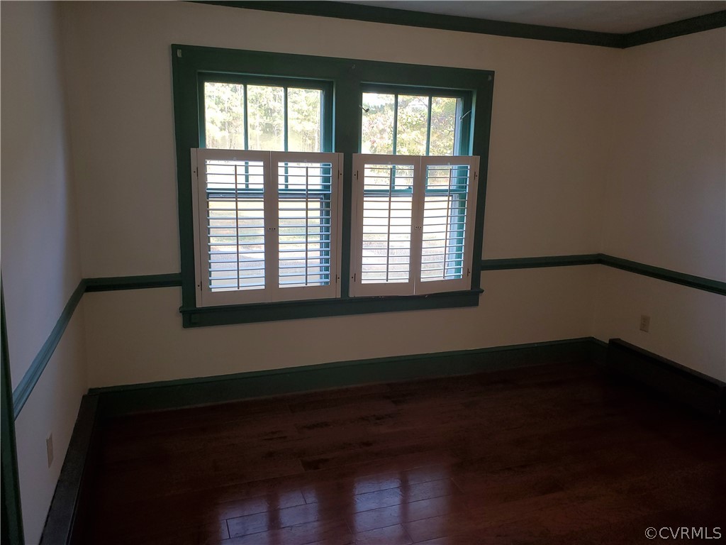 2102 Cooks Landing Road Hayes, VA 23072 - Photo 11 of 23 dining room.2