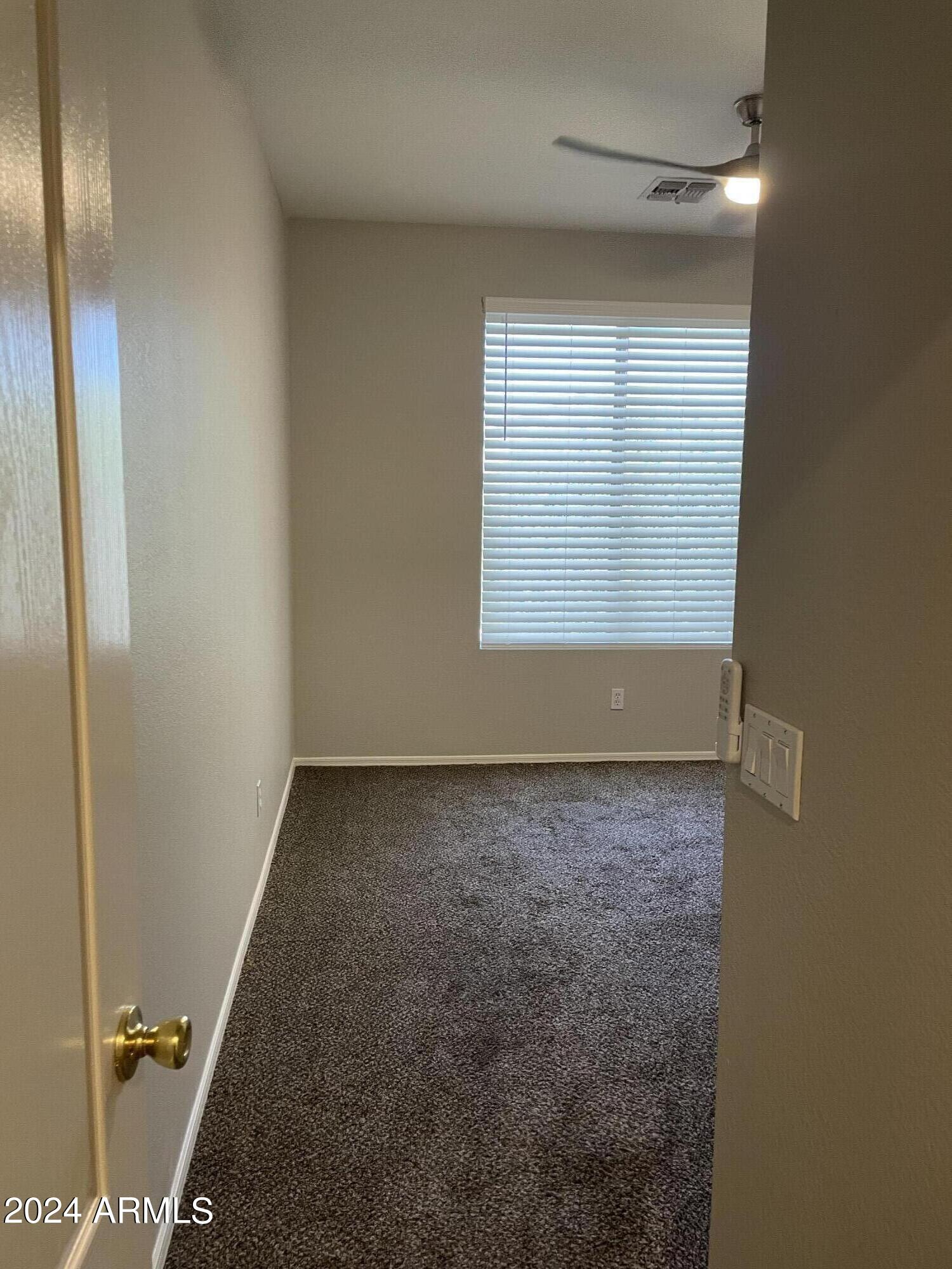 9459 West Ross Avenue Peoria, AZ 85382 - Photo 10 of 34 IMG_6591