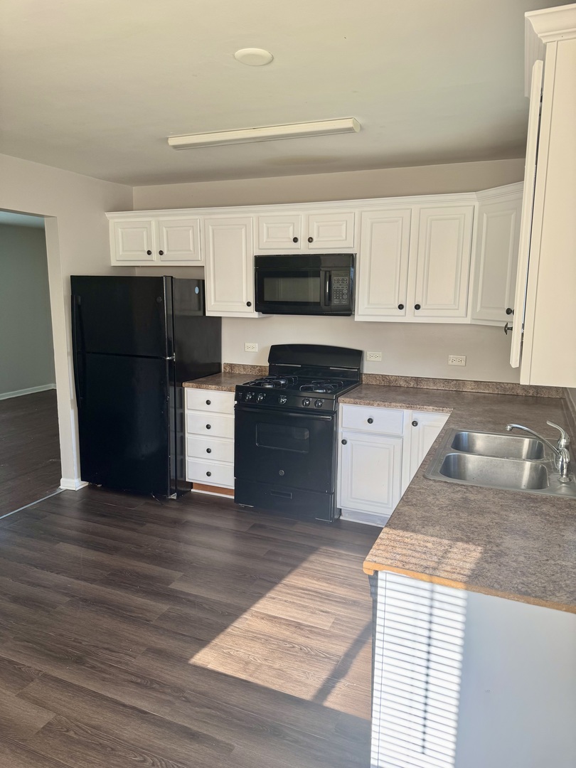 273 Charles Street Chicago Heights, IL 60411 - Photo 15 of 32