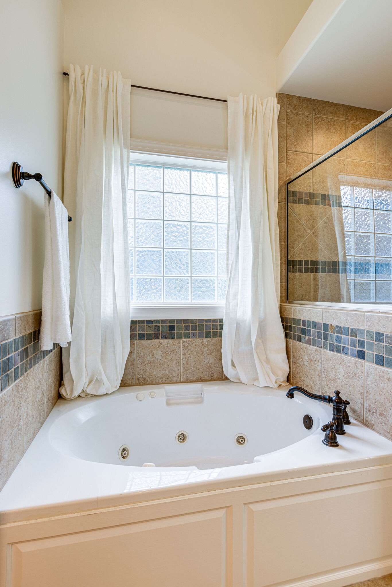 1213 White Rock Road Spring Hill, TN 37174 - Photo 31 of 50 a bathroom with a bathtub and a shower
