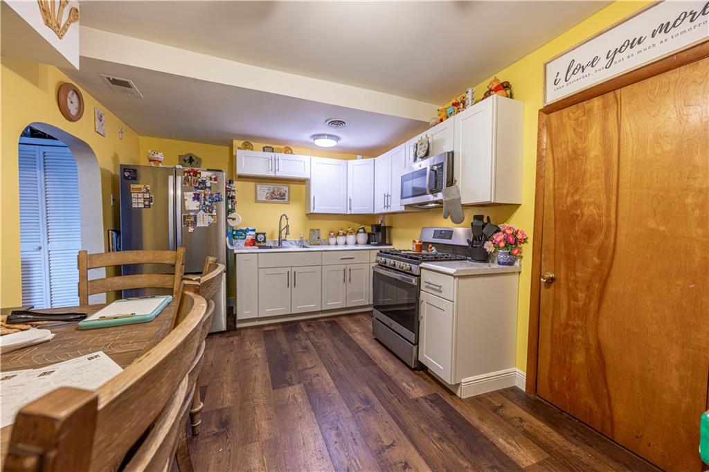 3318 Spring Garden Road Pittsburgh, PA 15212 - Photo 5 of 22