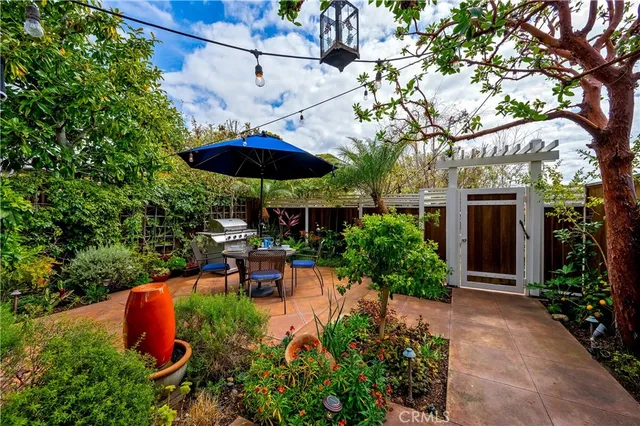 an outdoor view of garden