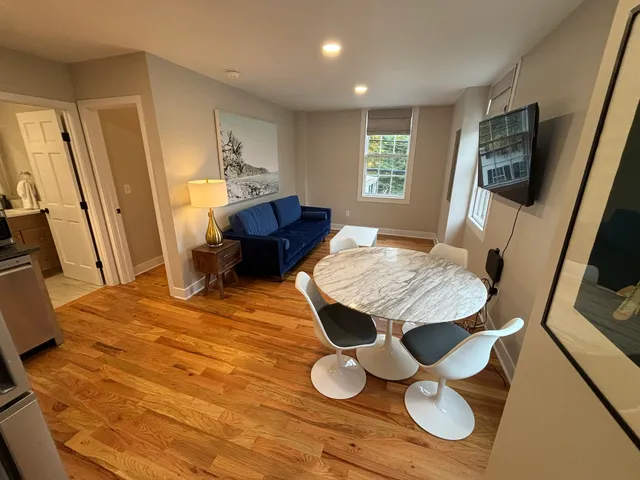 $1,900 | 23 Main Street, East Haddam, CT 06423