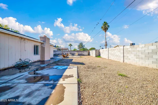 $335,000 | 2142 West Paradise Drive, Phoenix, AZ 85029