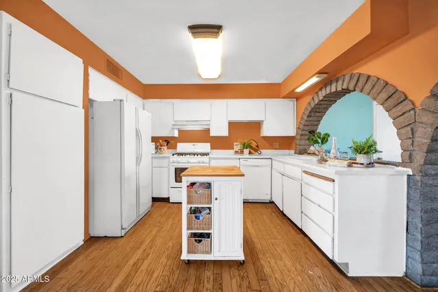 $335,000 | 2142 West Paradise Drive, Phoenix, AZ 85029