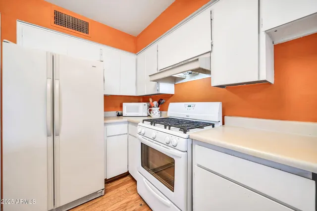 $335,000 | 2142 West Paradise Drive, Phoenix, AZ 85029