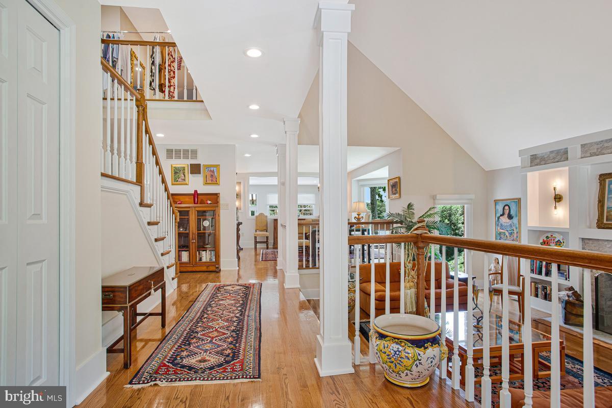 980 South River Landing Road Edgewater, MD 21037 - Photo 3 of 76 Entry