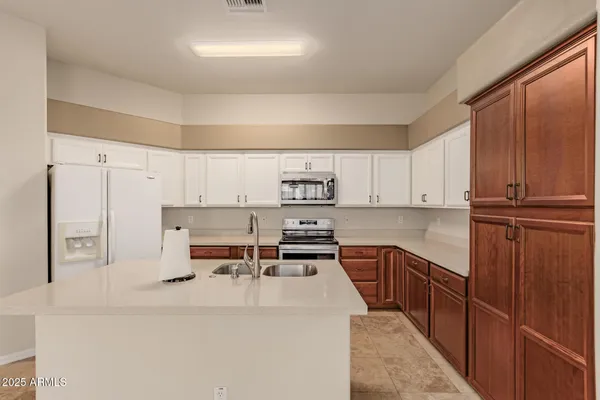 $3,100 | 29635 North 48th Street, Cave Creek, AZ 85331