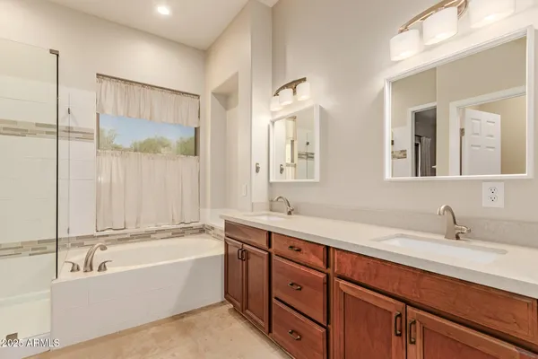 $3,100 | 29635 North 48th Street, Cave Creek, AZ 85331