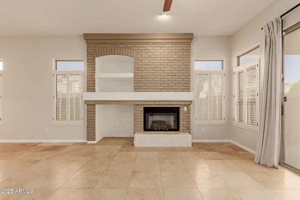 $3,100 | 29635 North 48th Street, Cave Creek, AZ 85331
