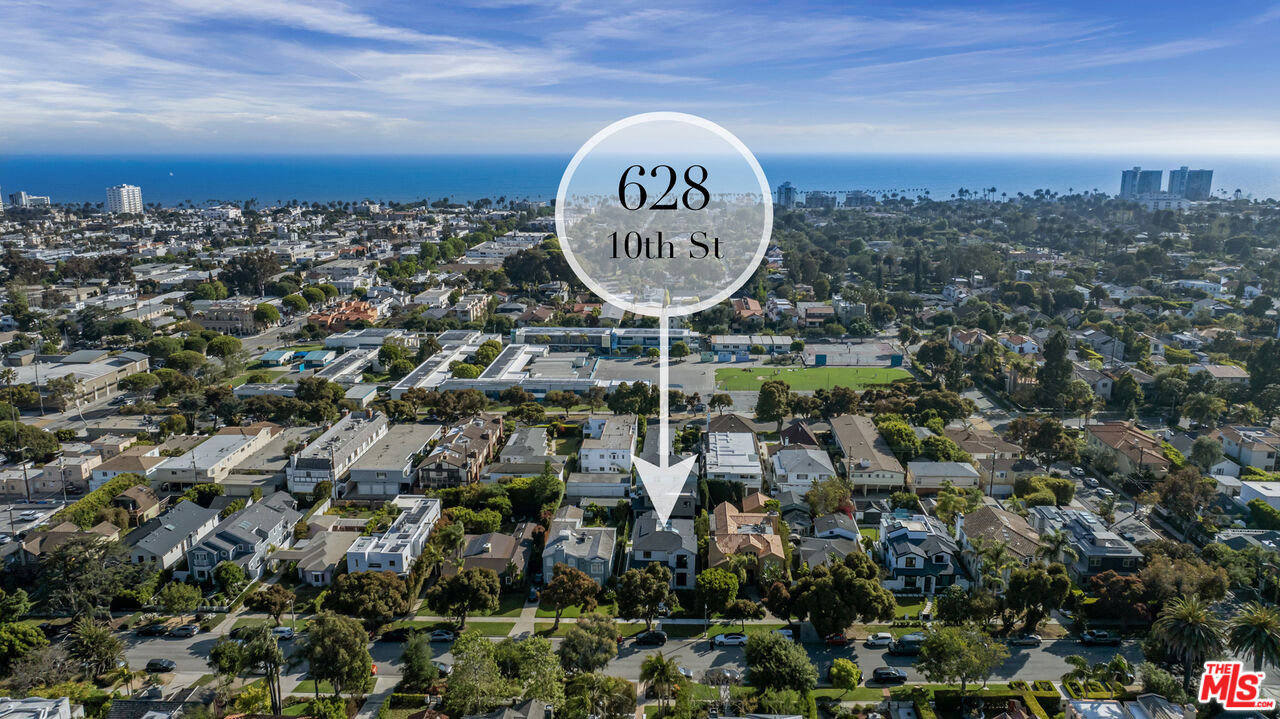 628 10th Street Santa Monica, CA 90402 - Photo 2 of 48