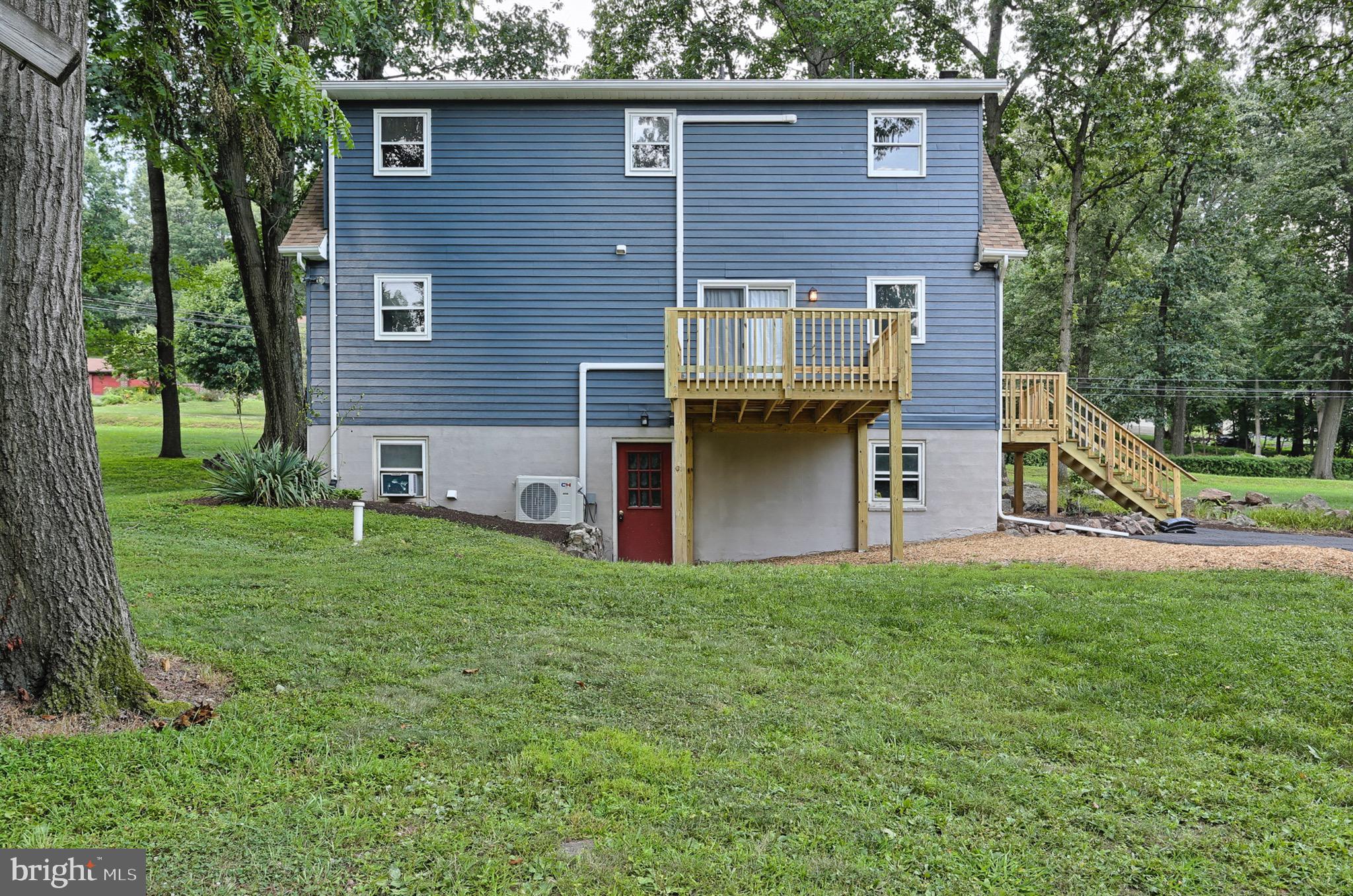 5313 Ridge Road Elizabethtown, PA 17022 - Photo 13 of 41 Gallery Image 13