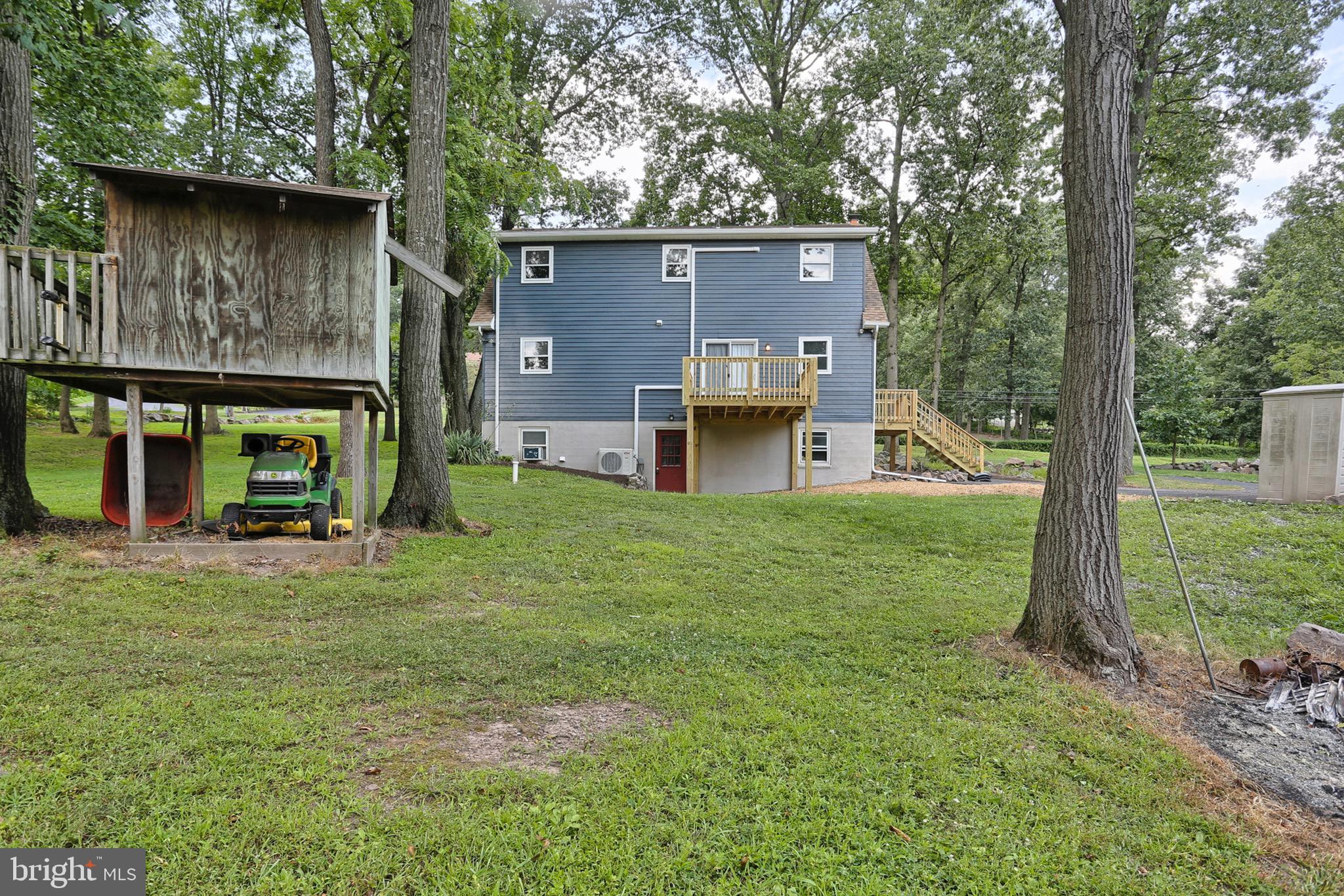 5313 Ridge Road Elizabethtown, PA 17022 - Photo 14 of 41 Gallery Image 14