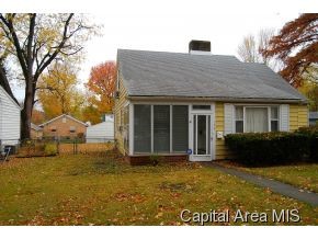 173 North Douglas Avenue Springfield, IL 62702 - Photo 3 of 23 Gallery Image 3
