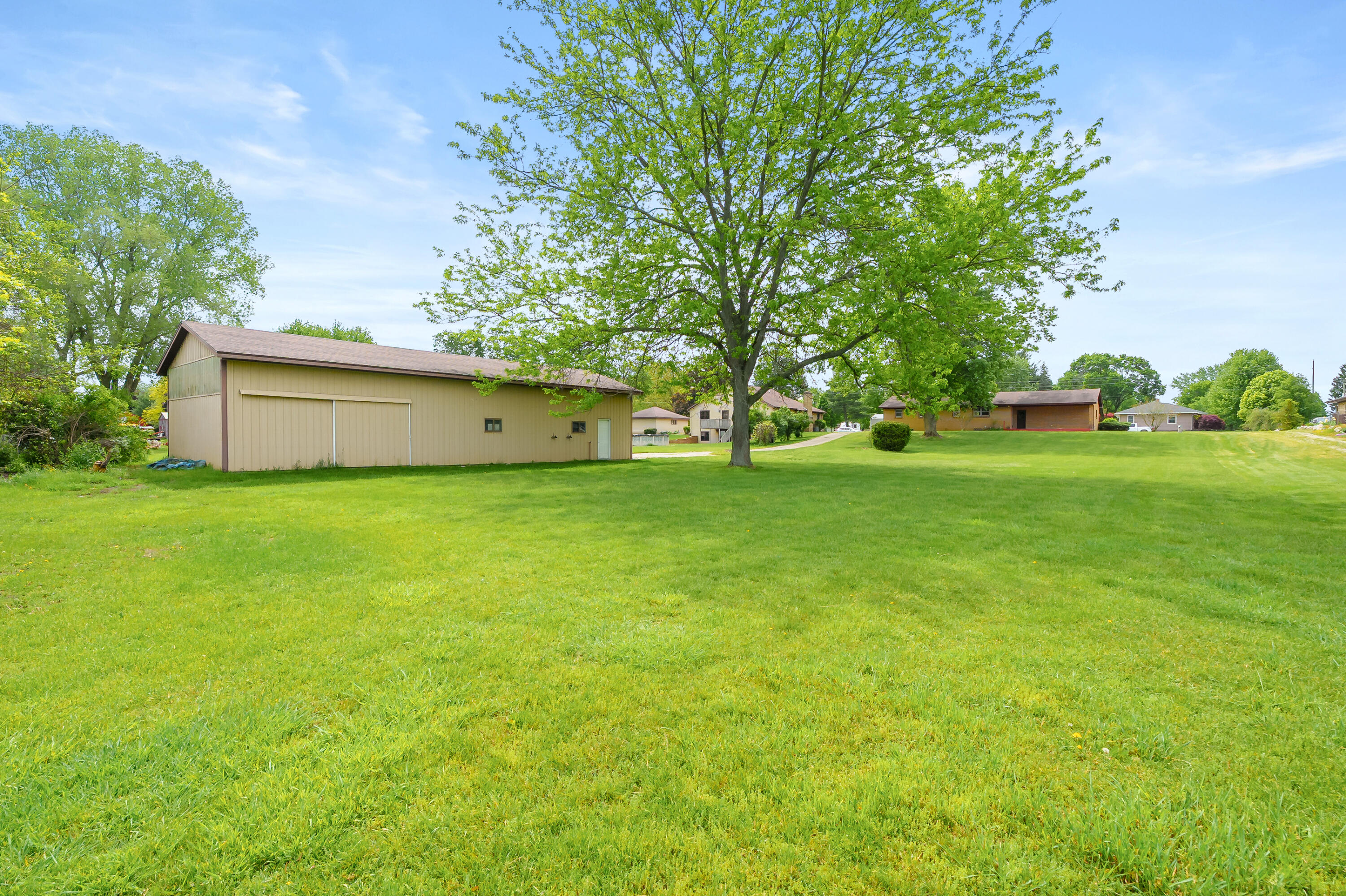 1015 Chippewa Street Jenison, MI 49428 - Photo 33 of 48 Chippewa St 1015 Jenison 49428-36