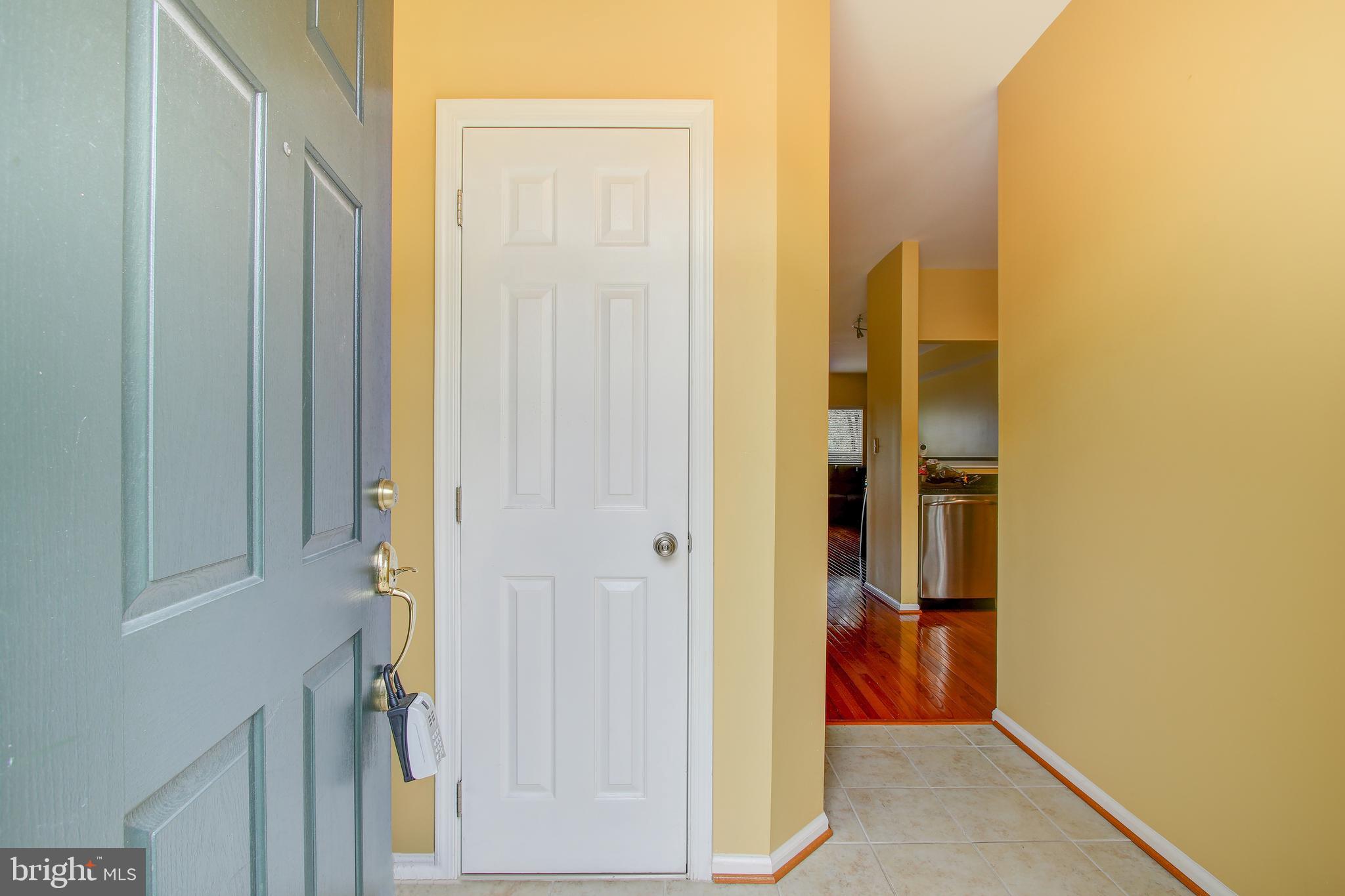 11437 Heritage Commons Way Reston, VA 20194 - Photo 3 of 33