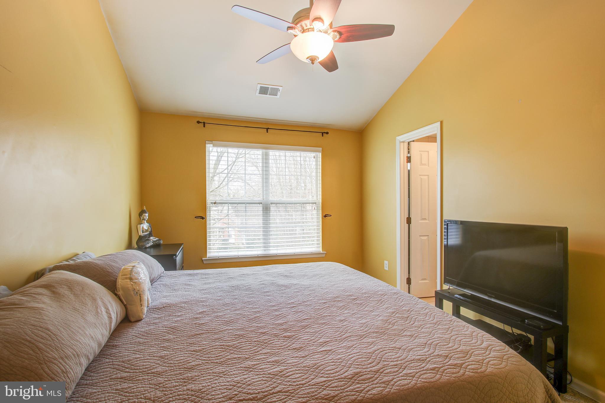 11437 Heritage Commons Way Reston, VA 20194 - Photo 22 of 33
