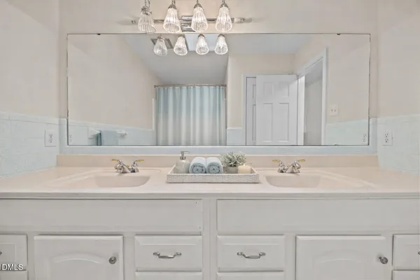 $750,000 | 4300 Edgehill Court, Raleigh, NC 27612