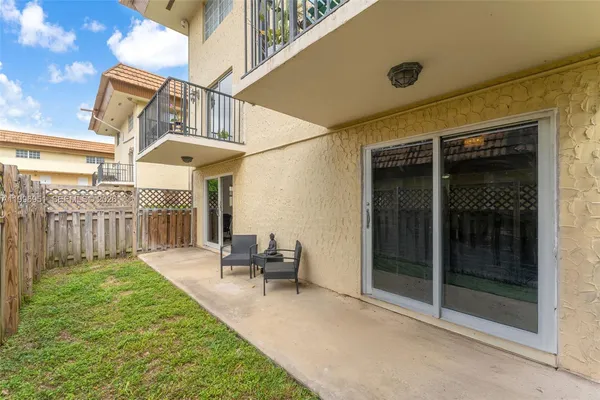$255,000 | 8500 Southwest 109th Avenue, Unit 6114, Miami, FL 33173